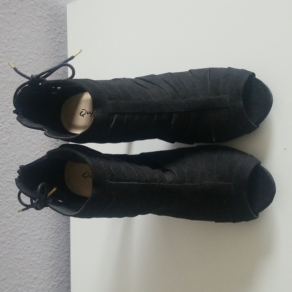 NWT Qupid Heels - Black - Picture 6 of 6